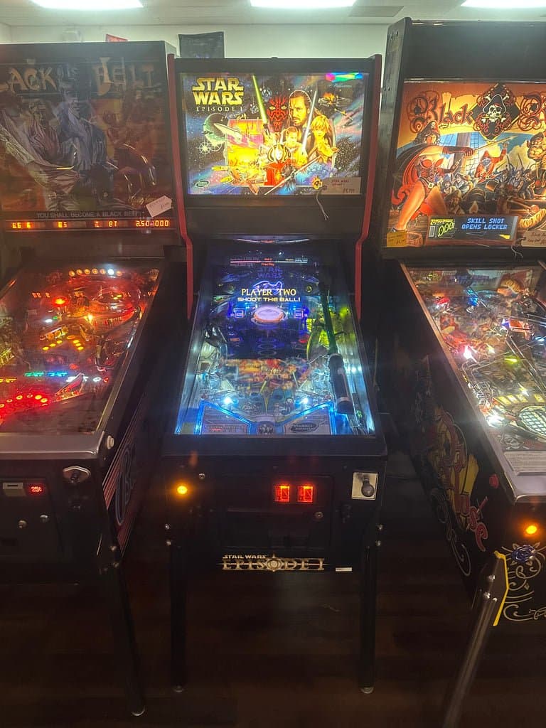 Williams Star Wars Episode 1 Pinball Machine for sale
