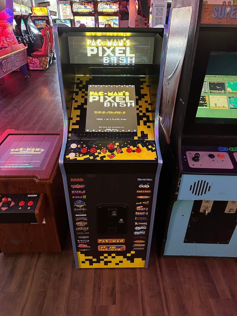 Pac-Man's Pixel Bash Home Cabaret for sale
