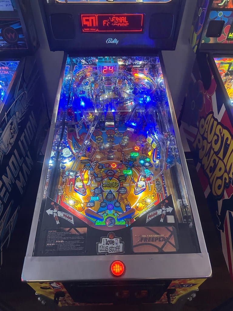Bally NBA Fastbreak Pinball Machine for sale