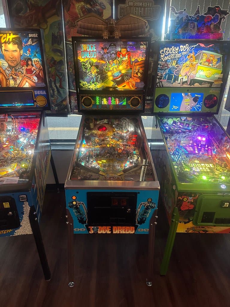 Bally Judge Dredd Pinball Machine for sale