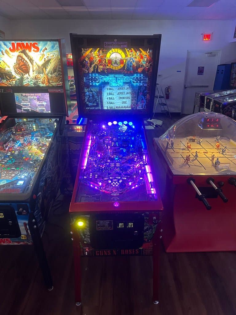 JJP Guns N' Roses Limited Edition Pinball Machine for sale