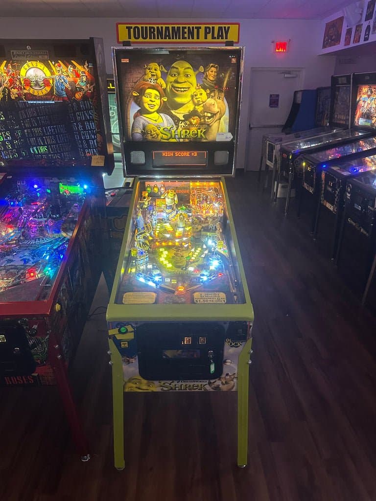 Stern Pinball Shrek Pinball Machine for sale