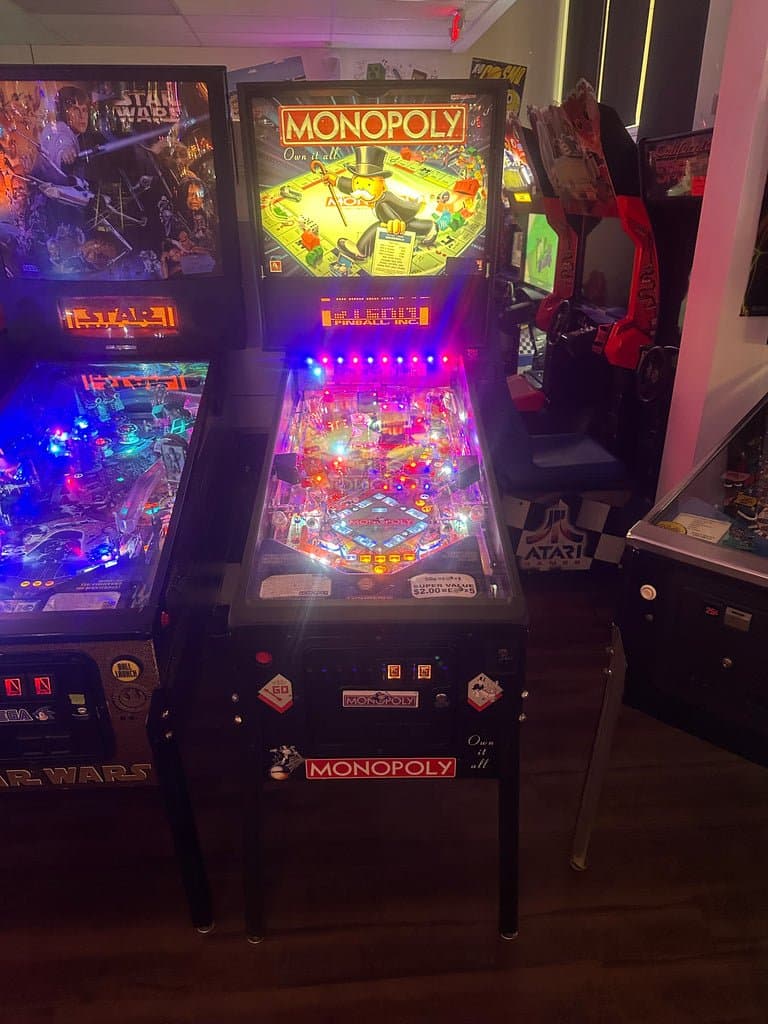 Stern Pinball Monopoly Pinball Machine for sale