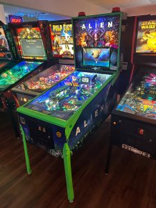 Pinball Brothers Alien Limited Version Pinball Machine for sale ()