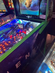 Pinball Brothers Alien Limited Version Pinball Machine for sale ()
