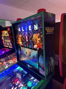 Pinball Brothers Alien Limited Version Pinball Machine for sale ()