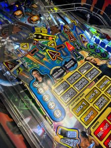 Stern Pinball Pinball Machine for sale ()