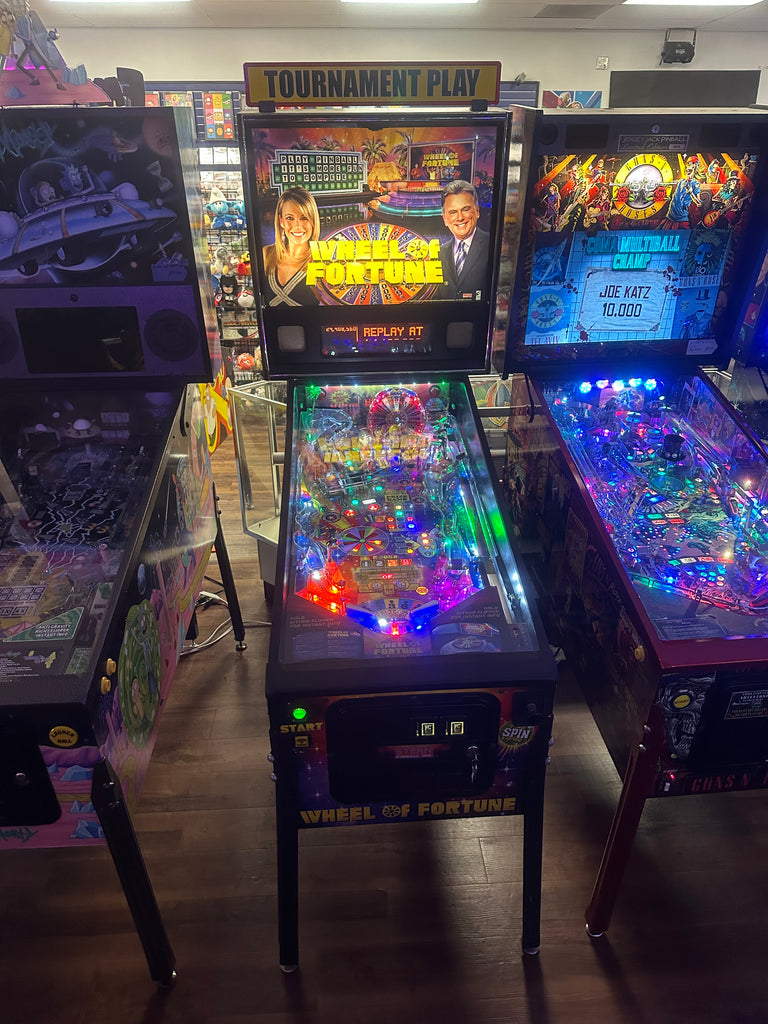 Stern Pinball Wheel of Fortune Pinball Machine for sale ()