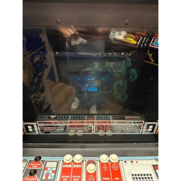 Asteroids Deluxe Arcade Game — image 3