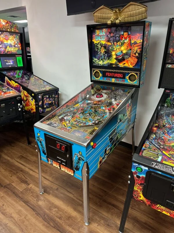 Bally Judge Dredd Pinball Machine — image 2