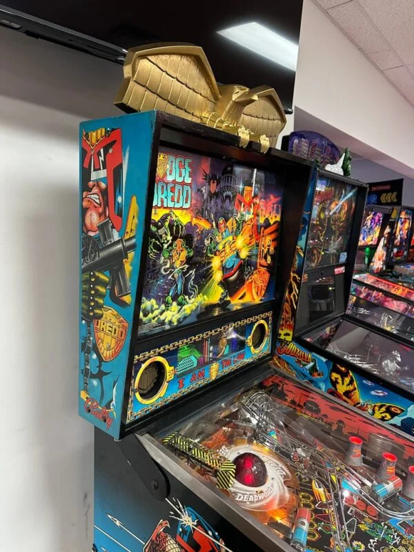 Bally Judge Dredd Pinball Machine — image 11