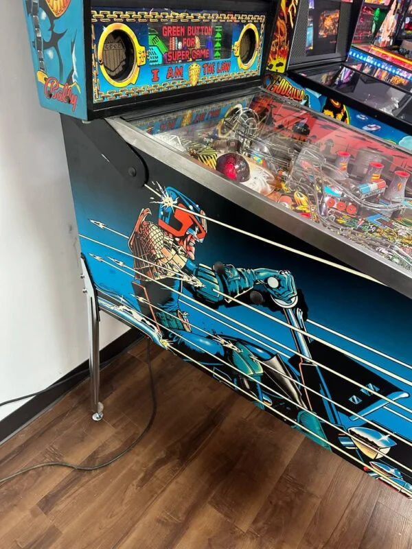 Bally Judge Dredd Pinball Machine — image 12