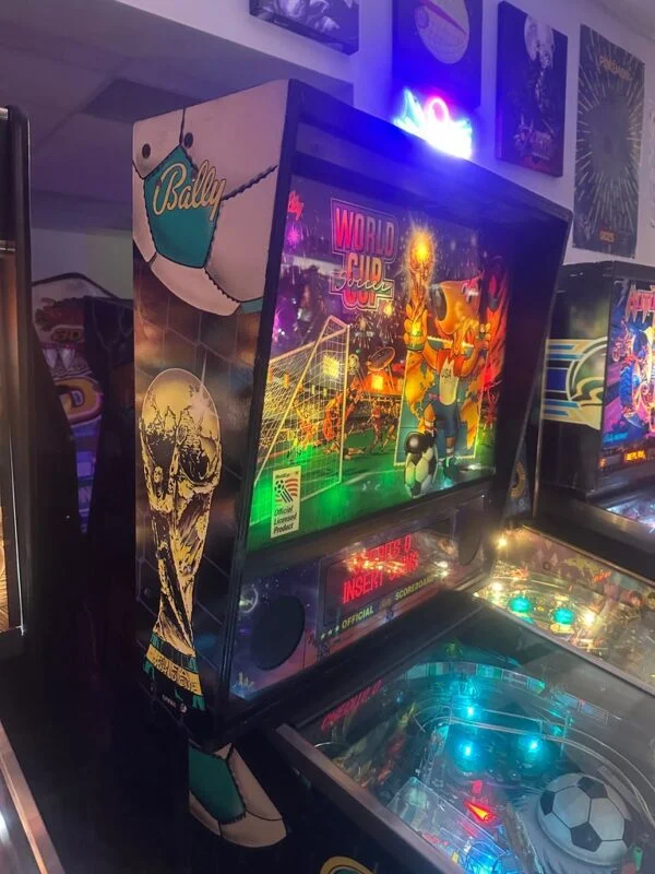 Bally World Cup Soccer Pinball Machine — image 12