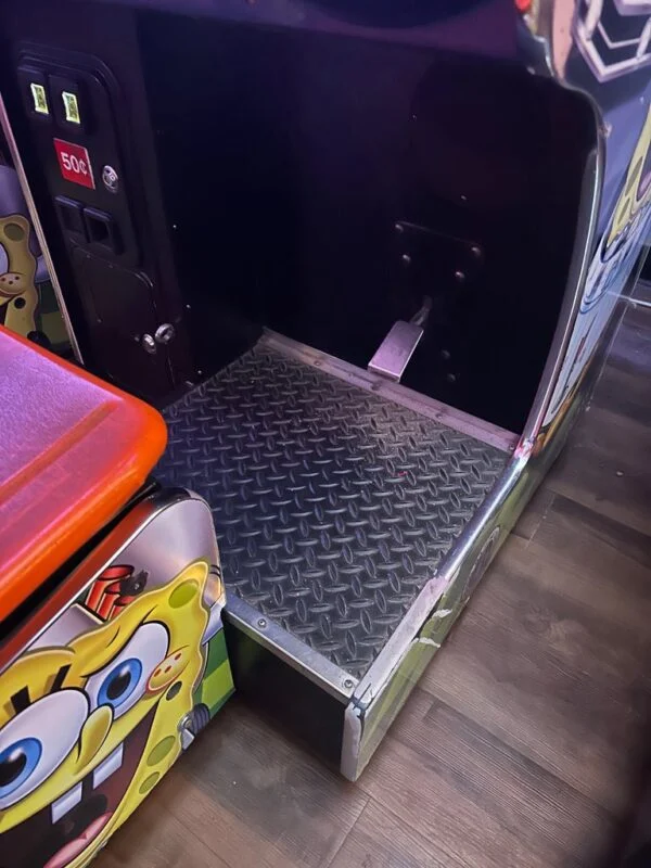 Chicago Gaming Company Nicktoons Racing Arcade Game — image 6