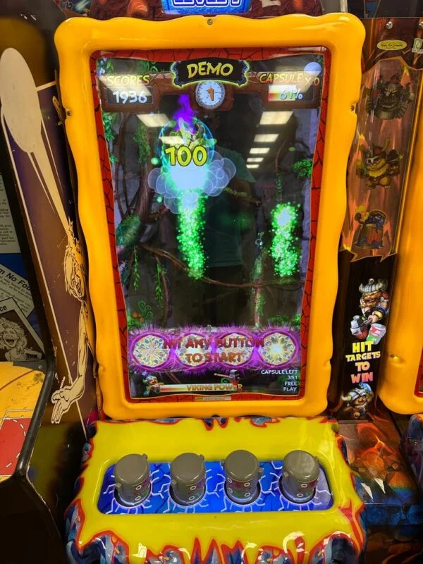 Family Fun Companies Viking Hammer Arcade Game — image 6