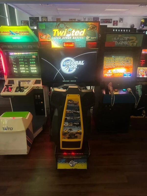 GlobalVR Twisted Nitro Stunt Racing Arcade Game — image 2