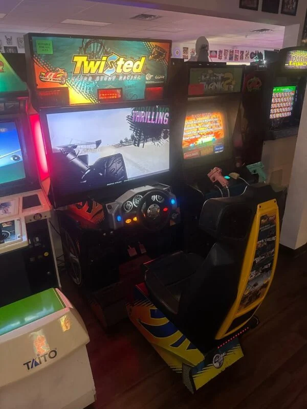 GlobalVR Twisted Nitro Stunt Racing Arcade Game — image 3