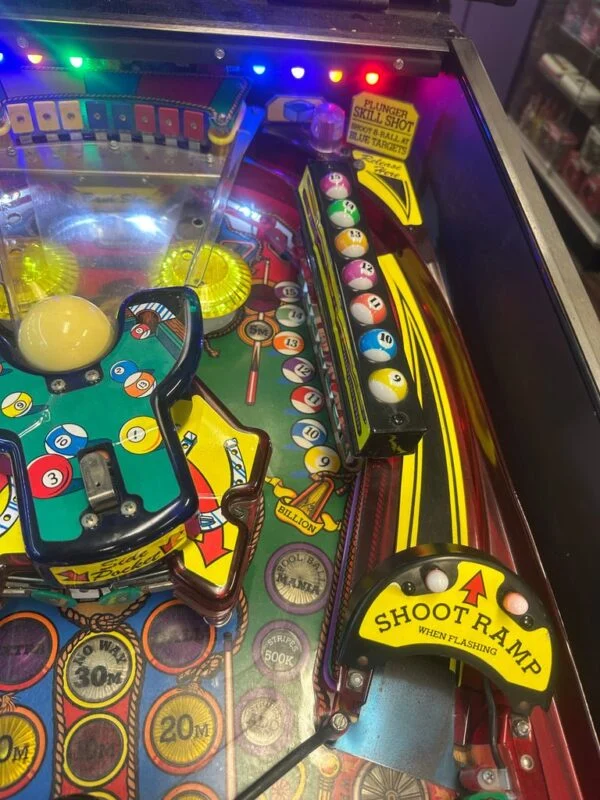 Gottlieb Cue Ball Wizard Pinball Machine — image 9