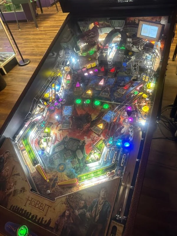 JJP The Hobbit Limited Edition Pinball Machine — image 3