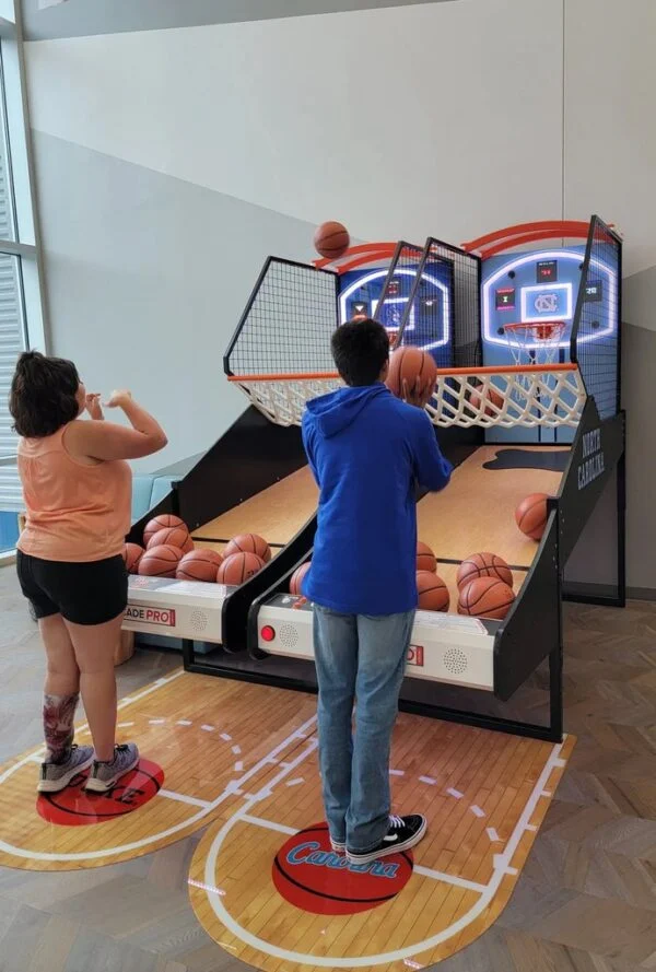 NBA Gametime Pro Basketball Arcade Game — image 3