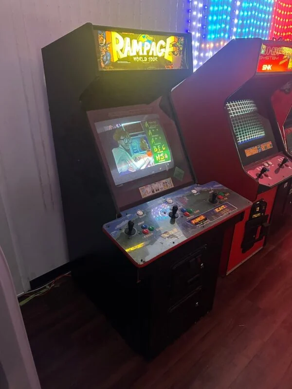 Rampage World Tour Upright Arcade Game — image 2