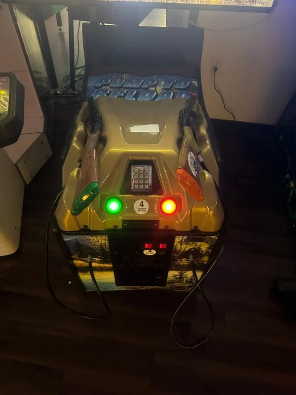 Raw Thrills Big Buck Hunter HD Deluxe Arcade Game — image 5