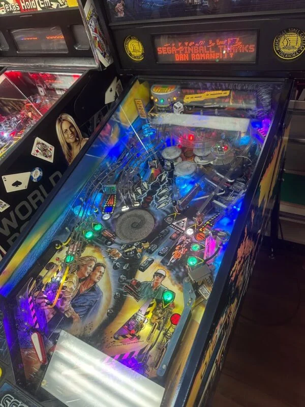 SEGA Twister Pinball Machine — image 2