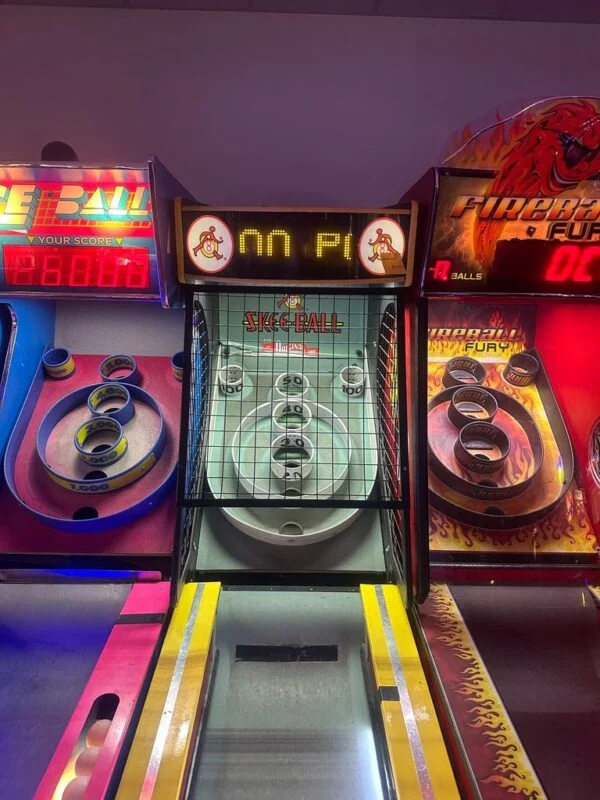 Skee Ball Classic Arcade Game — image 3