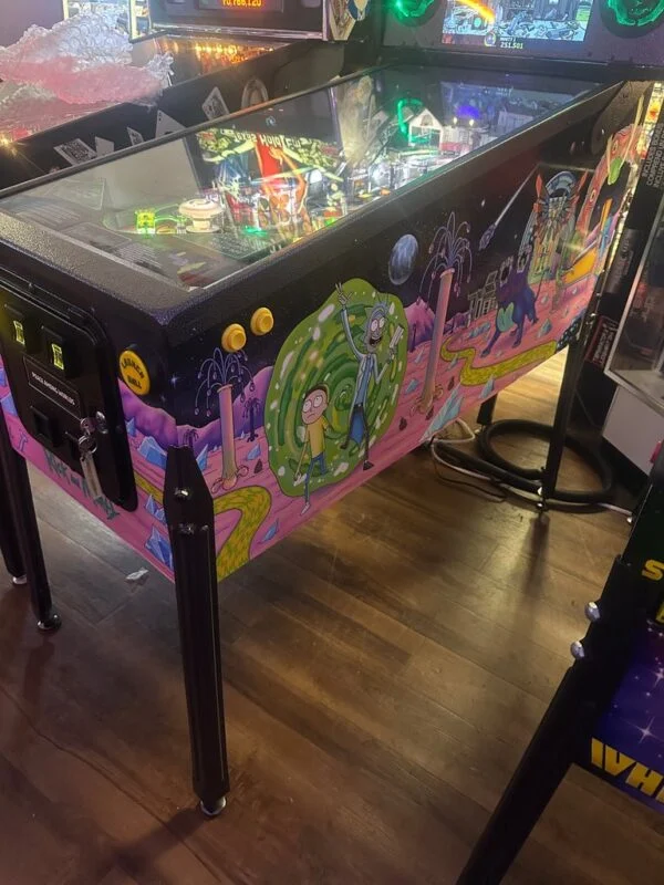 Spooky Pinball Rick and Morty Standard Pinball Machine — image 12