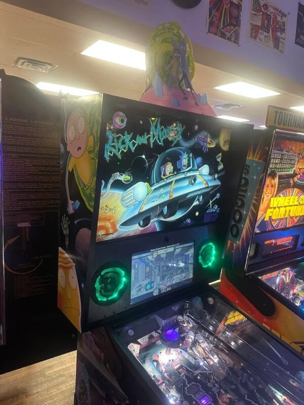 Spooky Pinball Rick and Morty Standard Pinball Machine — image 13