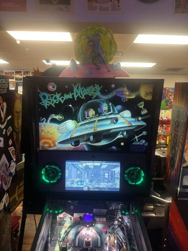 Spooky Pinball Rick and Morty Standard Pinball Machine — image 14