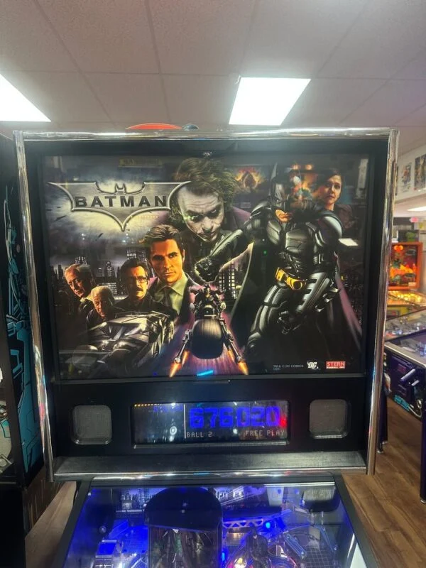 Stern Pinball Batman: The Dark Knight Pinball Machine — image 7