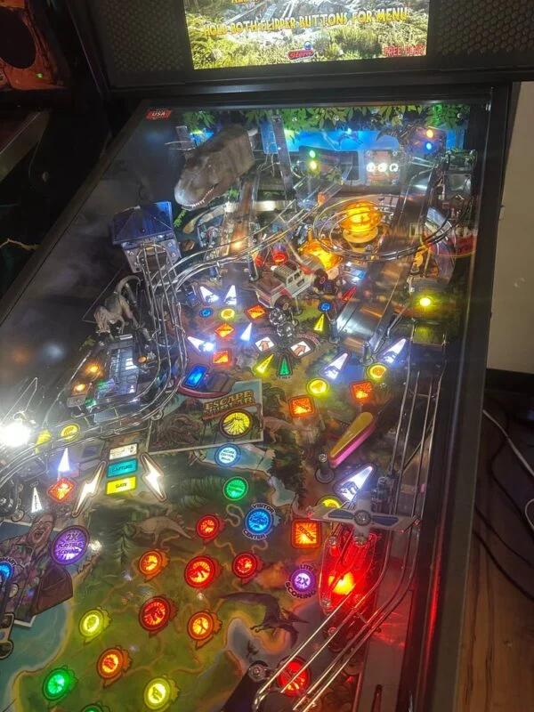 Stern Pinball Jurassic Park Premium Pinball Machine — image 3