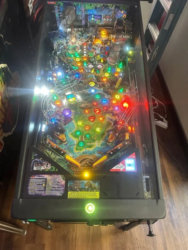 Stern Pinball Jurassic Park Premium Pinball Machine — image 4