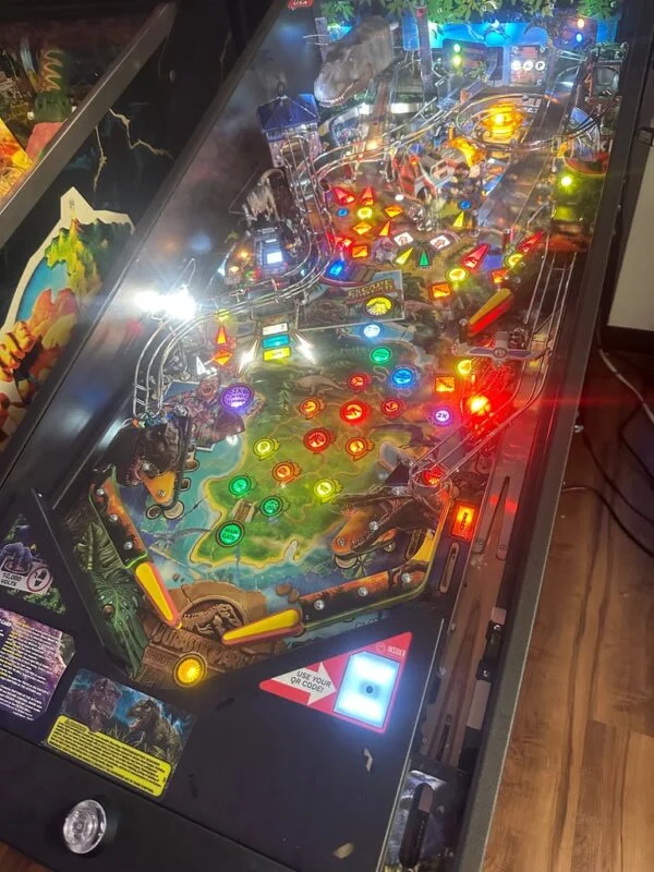 Stern Pinball Jurassic Park Premium Pinball Machine — image 6