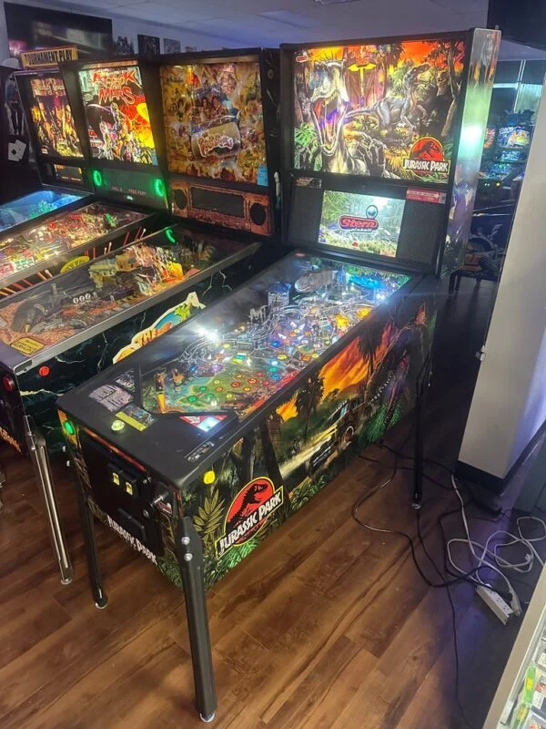 Stern Pinball Jurassic Park Premium Pinball Machine — image 7