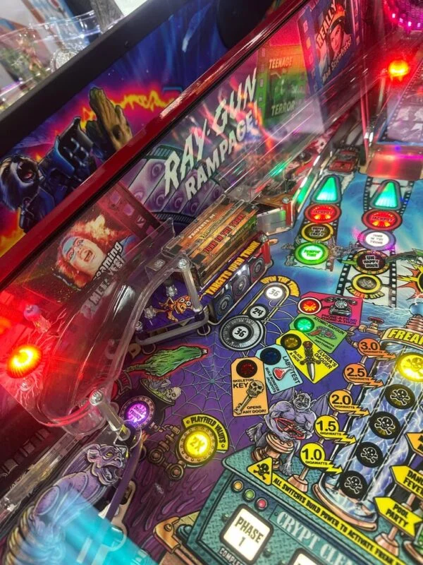 Stern Pinball LOADED Elvira’s House of Horrors Premium Pinball Machine — image 6