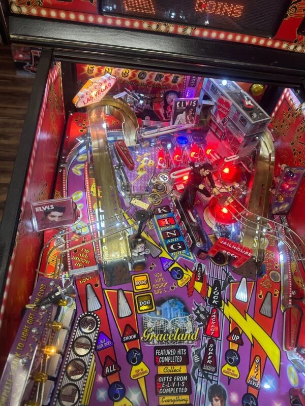 Stern Pinball LOADED Elvis Pinball Machine — image 5