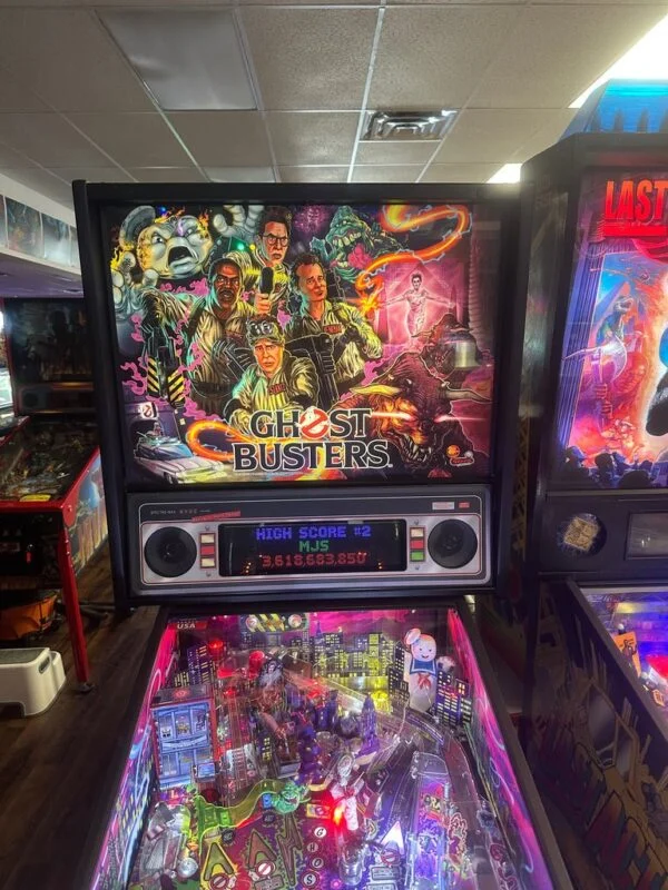 Stern Pinball LOADED Ghostbusters Pro Pinball Machine — image 3