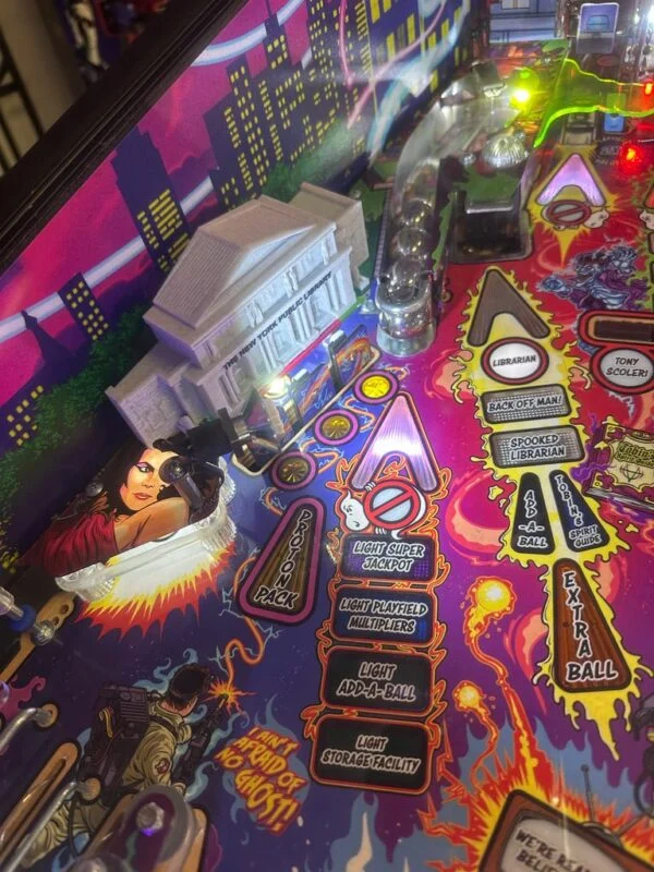 Stern Pinball LOADED Ghostbusters Pro Pinball Machine — image 5