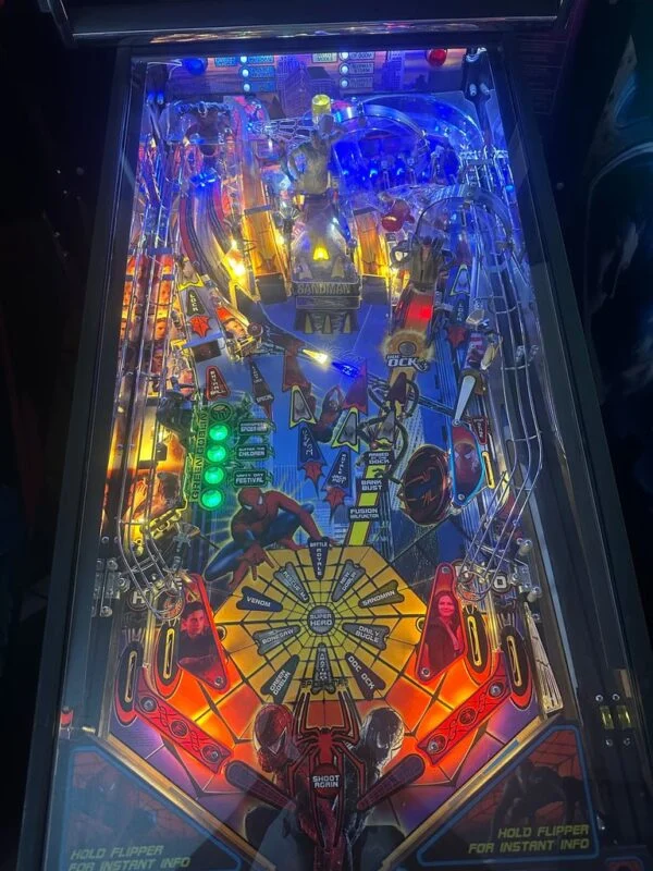 Stern Pinball LOADED Spider-Man Pinball Machine — image 17