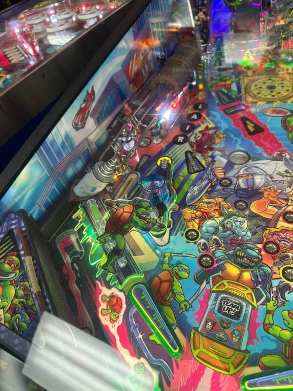 Stern Pinball LOADED Teenage Mutant Ninja Turtles Premium Pinball Machine — image 5