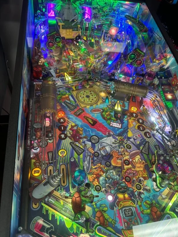 Stern Pinball LOADED Teenage Mutant Ninja Turtles Premium Pinball Machine — image 11