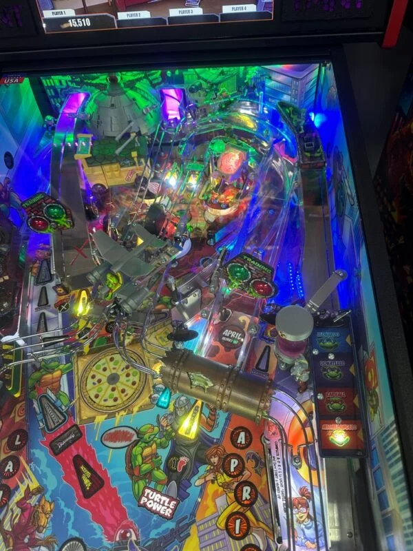 Stern Pinball LOADED Teenage Mutant Ninja Turtles Premium Pinball Machine — image 13