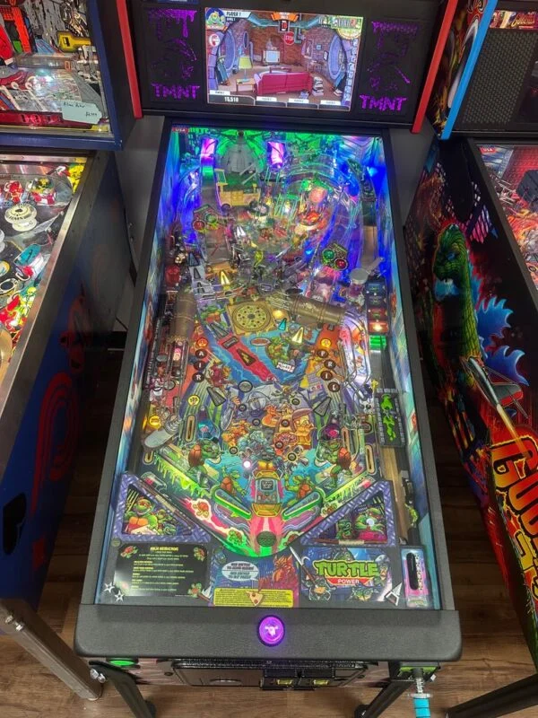 Stern Pinball LOADED Teenage Mutant Ninja Turtles Premium Pinball Machine — image 14
