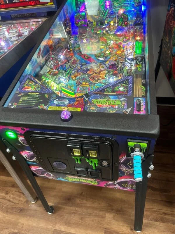 Stern Pinball LOADED Teenage Mutant Ninja Turtles Premium Pinball Machine — image 19