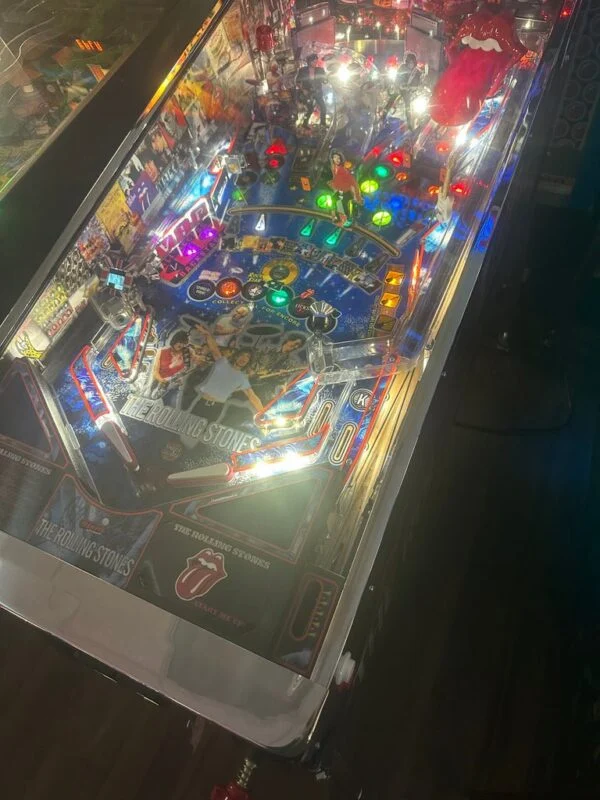 Stern Pinball LOADED The Rolling Stones Limited Edition Pinball Machine — image 6