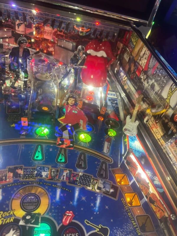 Stern Pinball LOADED The Rolling Stones Limited Edition Pinball Machine — image 9
