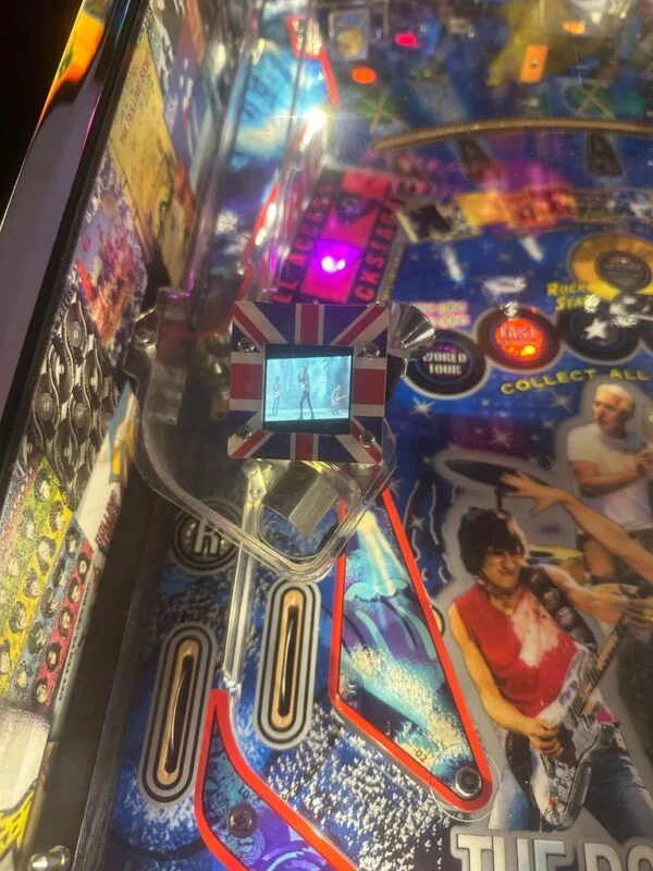 Stern Pinball LOADED The Rolling Stones Limited Edition Pinball Machine — image 11