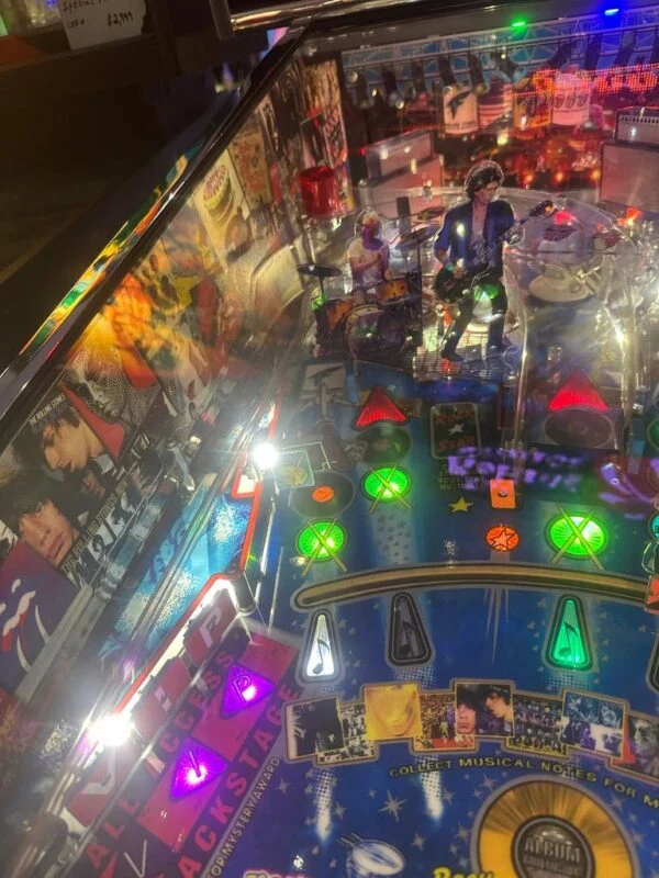 Stern Pinball LOADED The Rolling Stones Limited Edition Pinball Machine — image 12